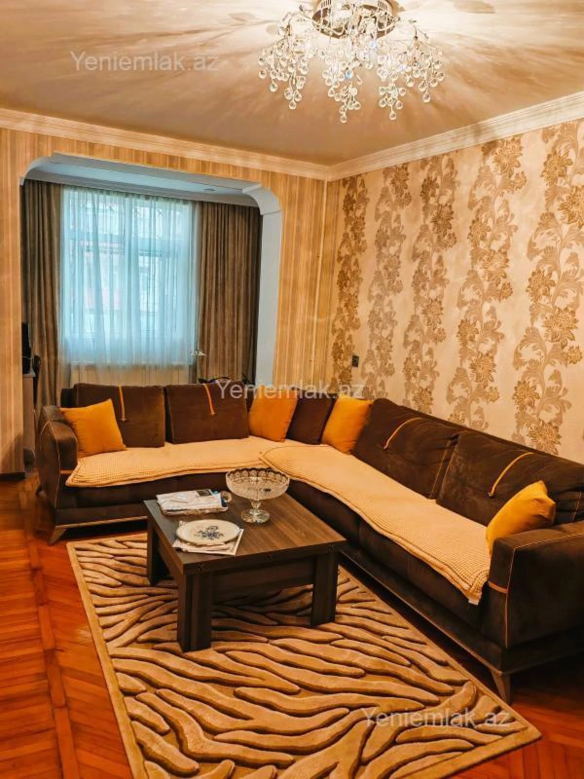 Satılır 3 otaqlı köhnə tikili 85 m²
