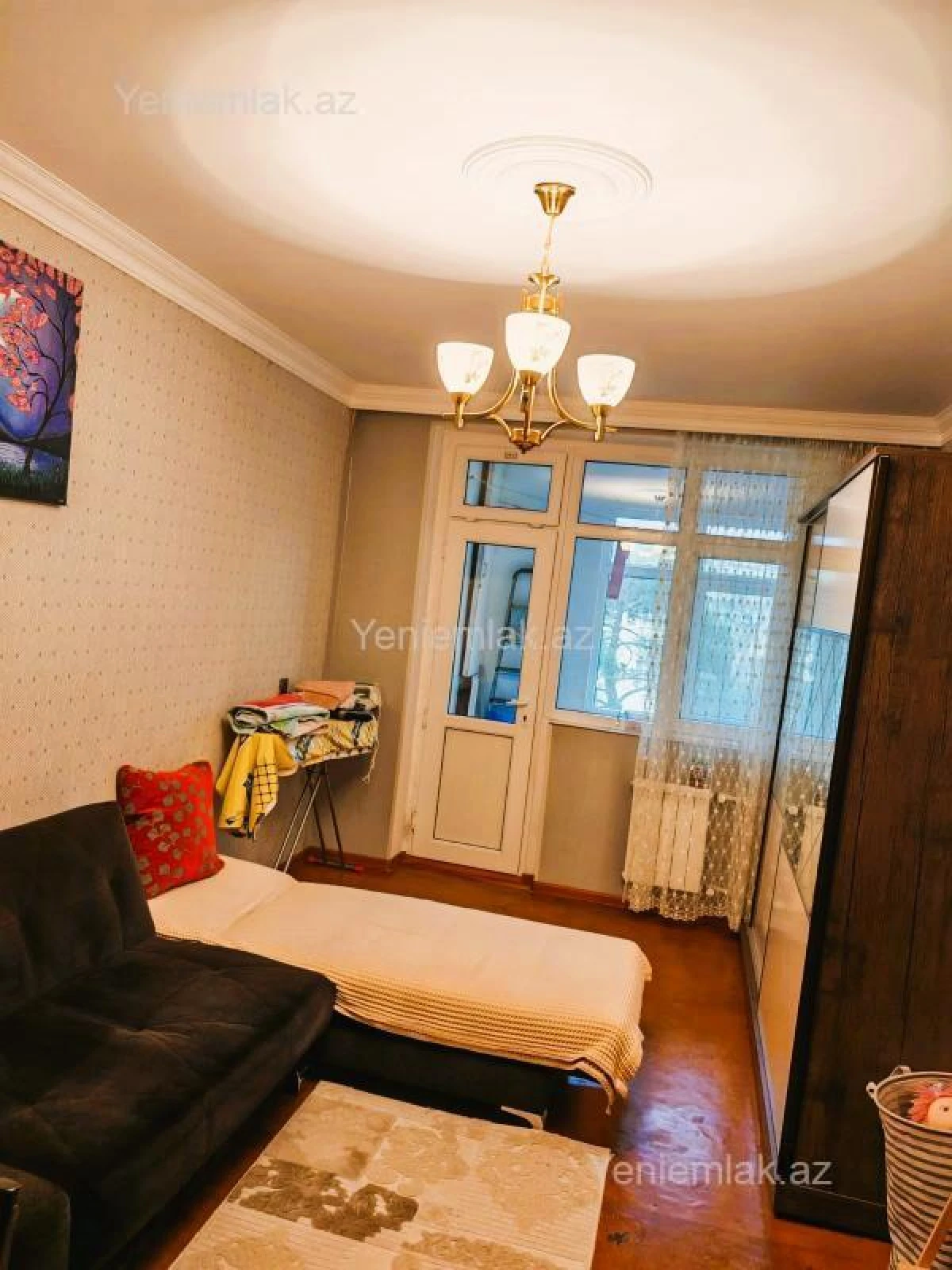 Satılır 3 otaqlı köhnə tikili 85 m²