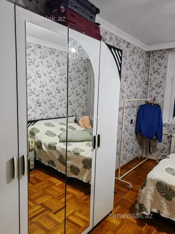 Satılır 3 otaqlı köhnə tikili 85 m²