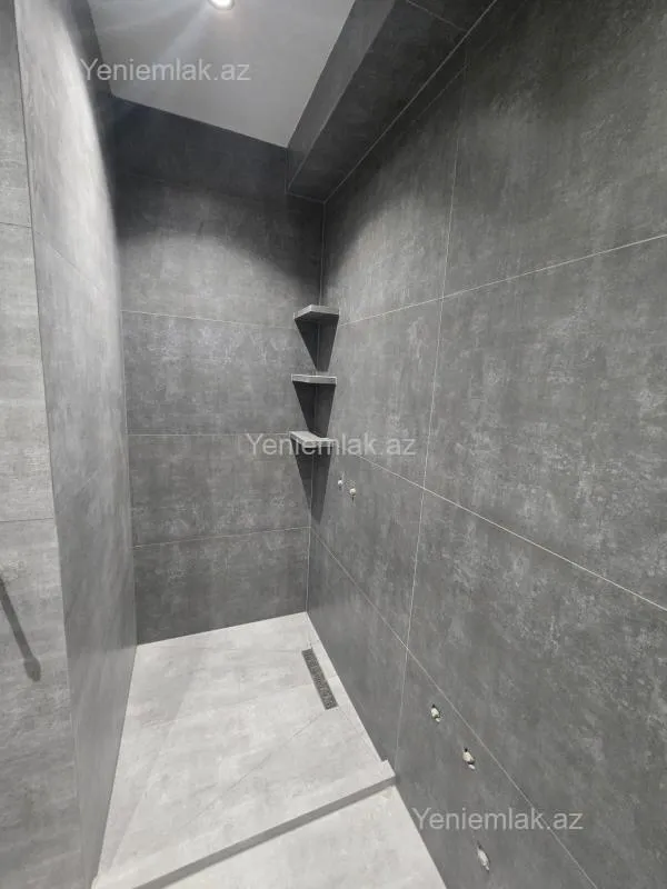 Satılır 2 otaqlı yeni tikili 62.7 m²