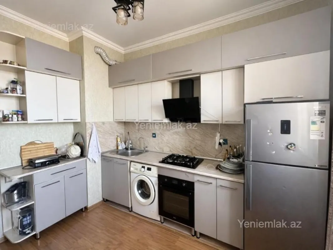 Satılır 3 otaqlı yeni tikili 95 m²
