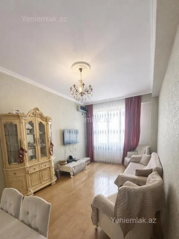 Satılır 3 otaqlı yeni tikili 95 m²
