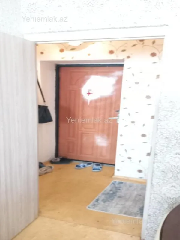 Satılır 2 otaqlı köhnə tikili 45 m²