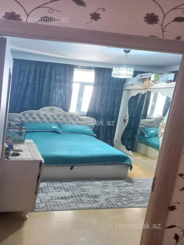 Satılır 2 otaqlı köhnə tikili 45 m²