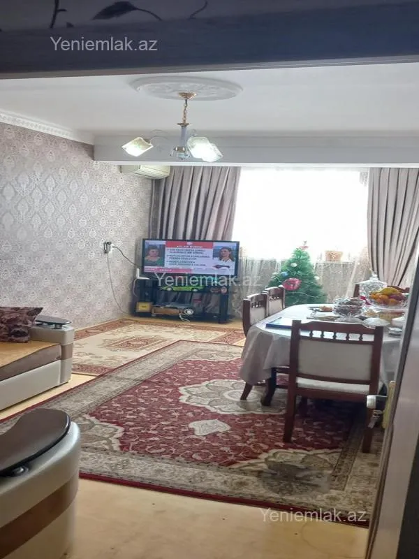 Satılır 2 otaqlı köhnə tikili 45 m²