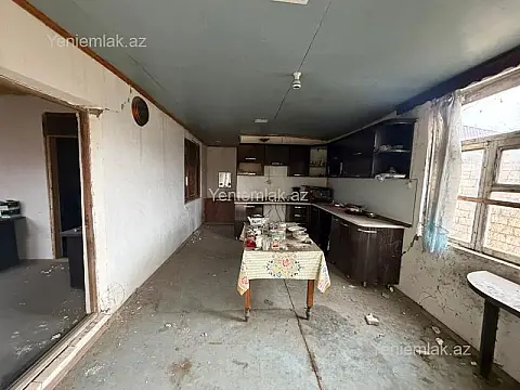 Satılır 4 otaqlı həyət evi 100 m²