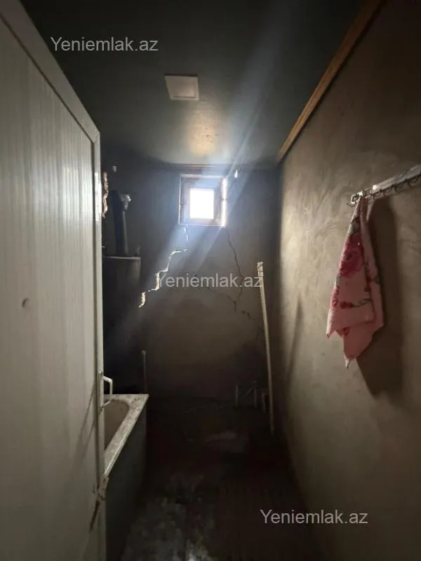 Satılır 4 otaqlı həyət evi 100 m²