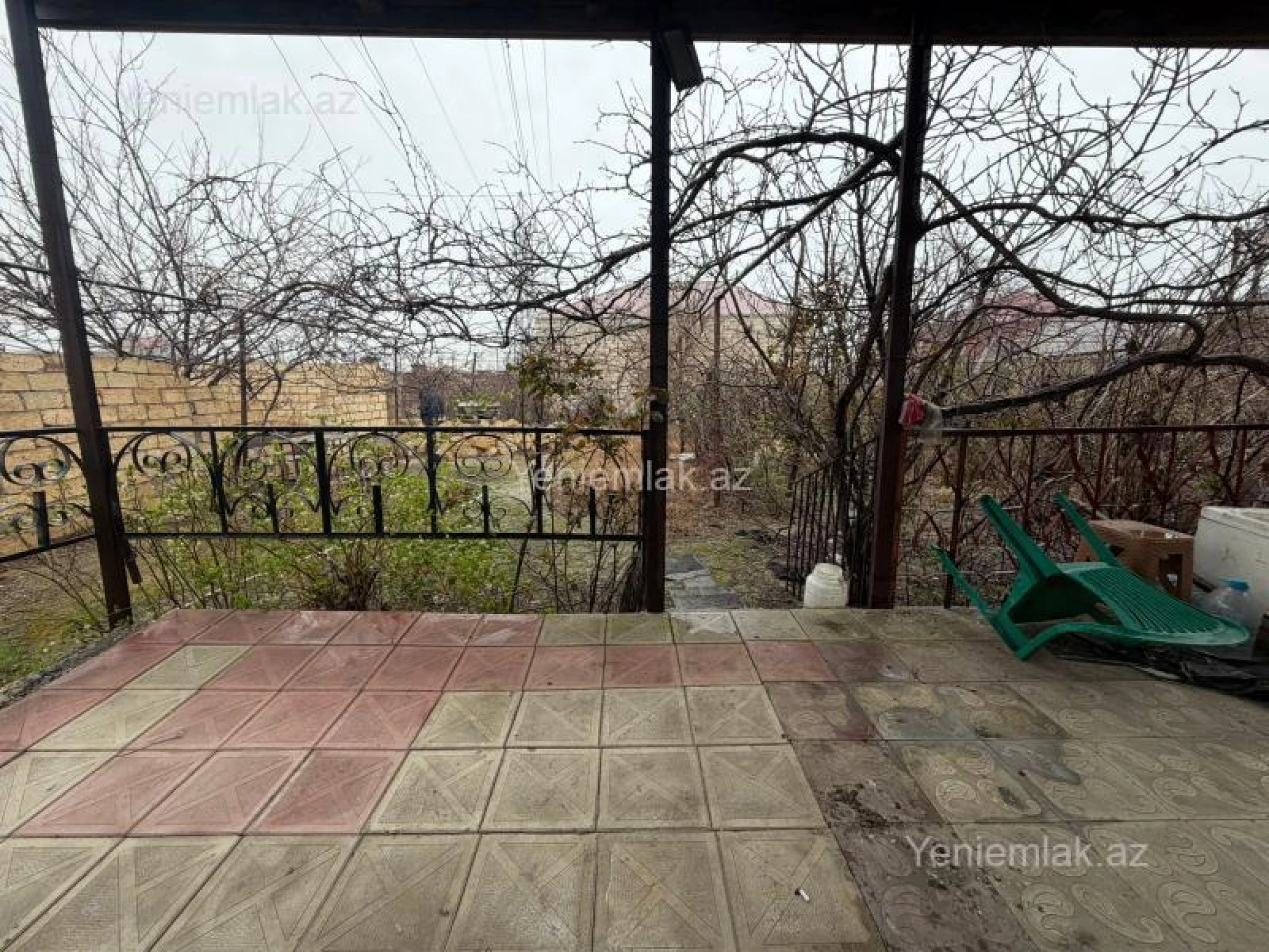 Satılır 4 otaqlı həyət evi 100 m²