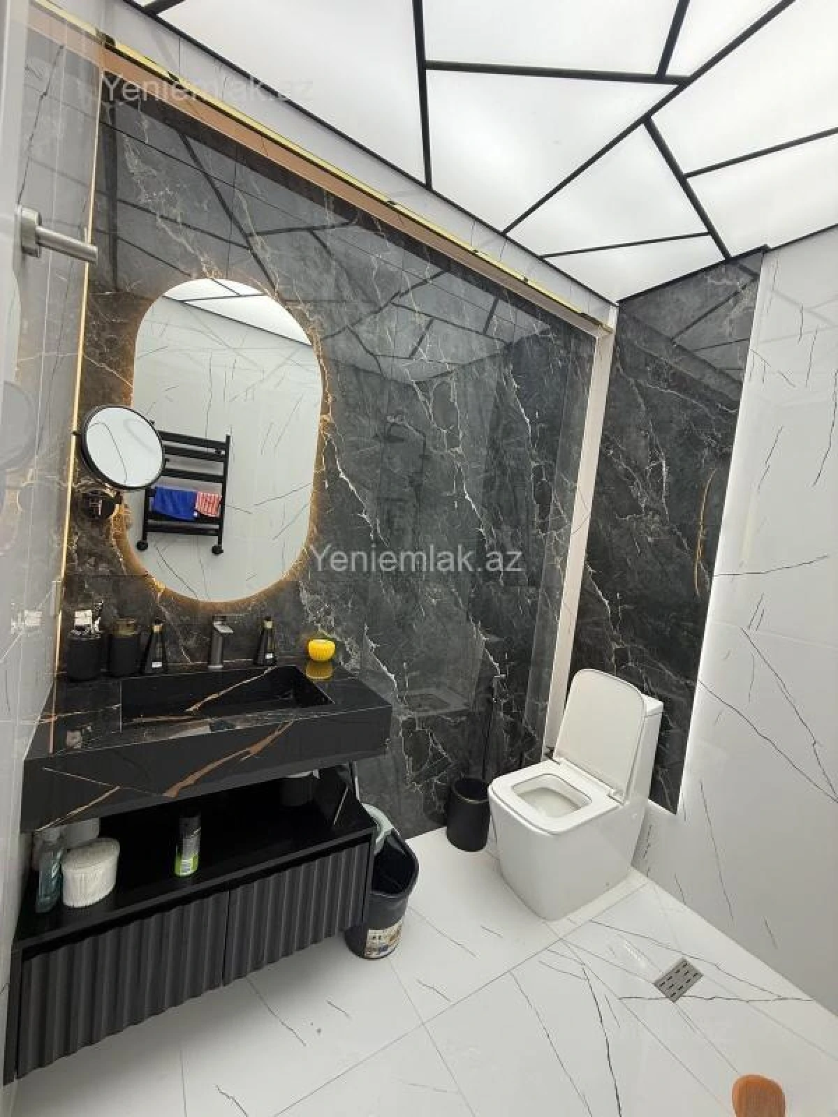 Satılır 2 otaqlı yeni tikili 72 m²