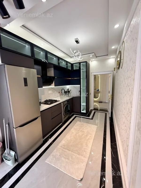 Satılır 2 otaqlı yeni tikili 72 m²