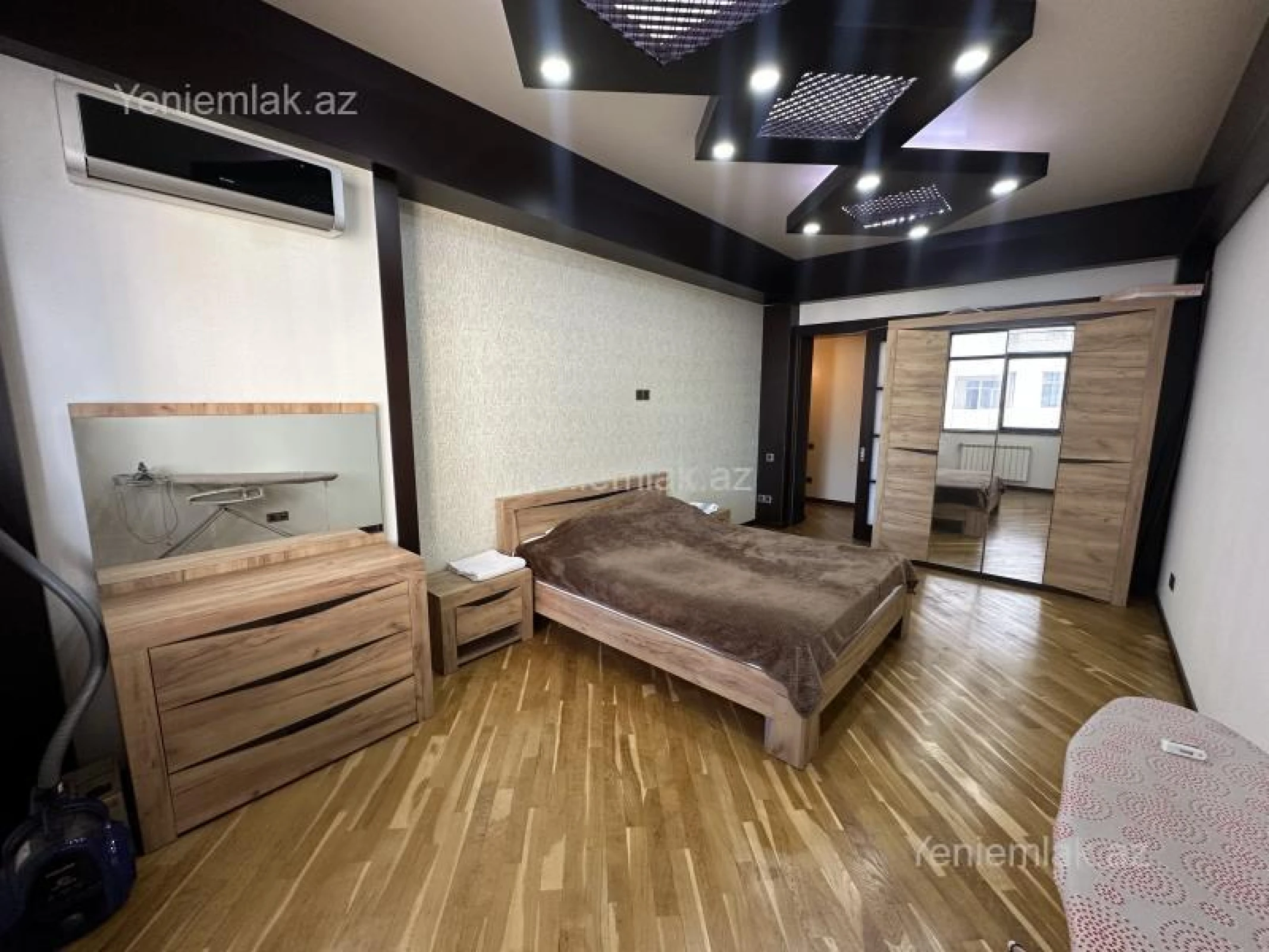 Satılır 2 otaqlı yeni tikili 92 m²