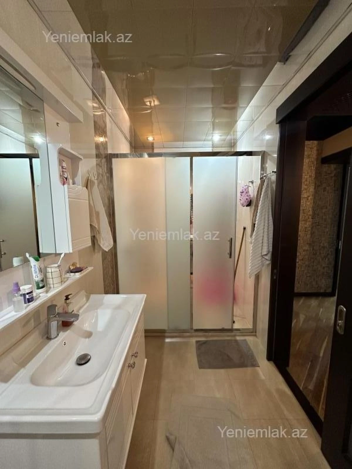 Satılır 2 otaqlı yeni tikili 92 m²