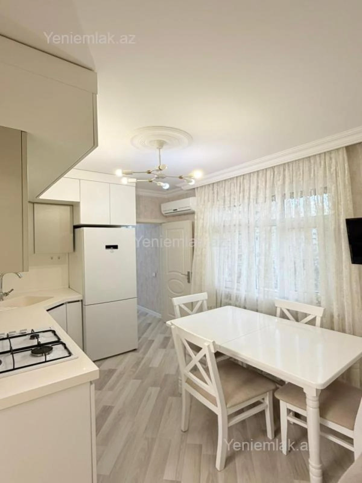 Satılır 3 otaqlı köhnə tikili 75 m²