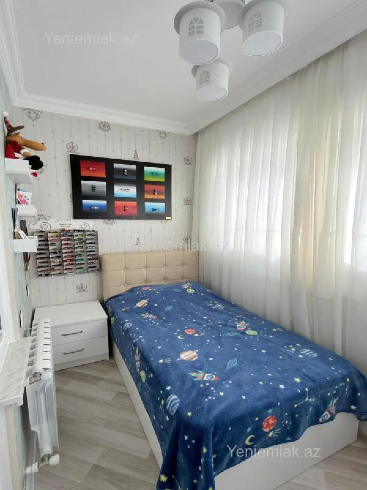 Satılır 3 otaqlı köhnə tikili 75 m²