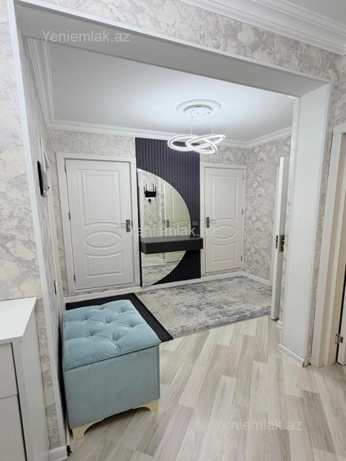 Satılır 3 otaqlı köhnə tikili 75 m²