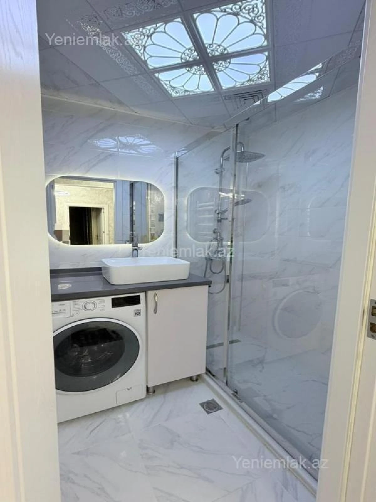 Satılır 3 otaqlı köhnə tikili 75 m²