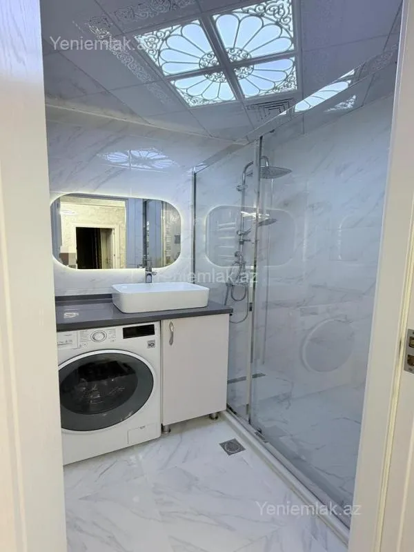 Satılır 3 otaqlı köhnə tikili 75 m²