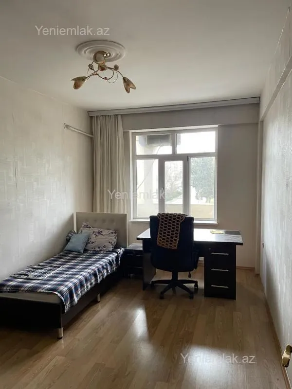 Satılır 2 otaqlı yeni tikili 70 m²