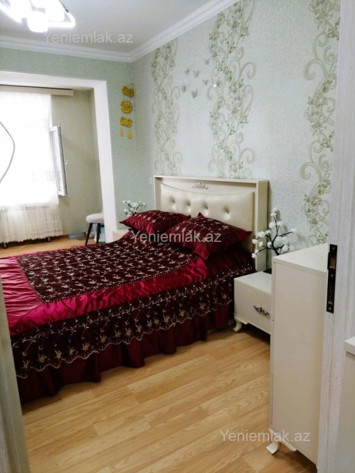 Satılır 3 otaqlı köhnə tikili 70 m²