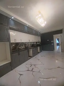 Satılır 4 otaqlı yeni tikili 215 m²