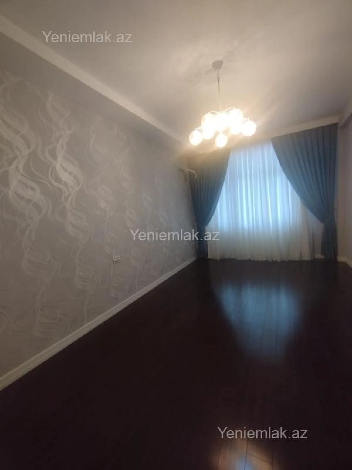Satılır 4 otaqlı yeni tikili 215 m²