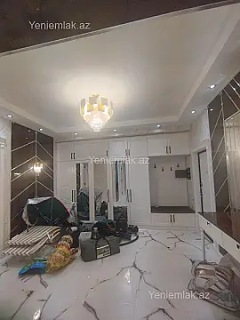 Satılır 4 otaqlı yeni tikili 215 m²