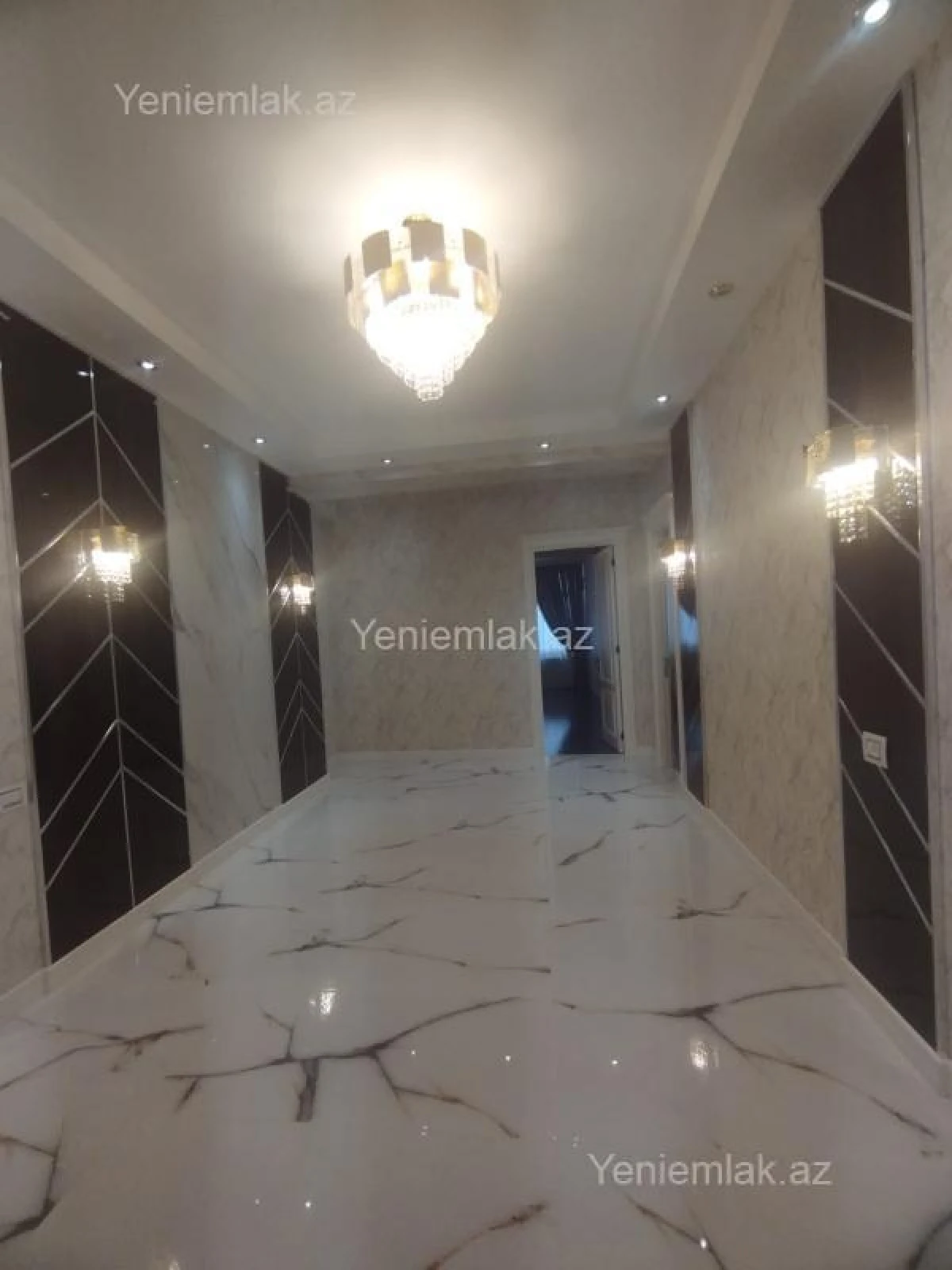 Satılır 4 otaqlı yeni tikili 215 m²
