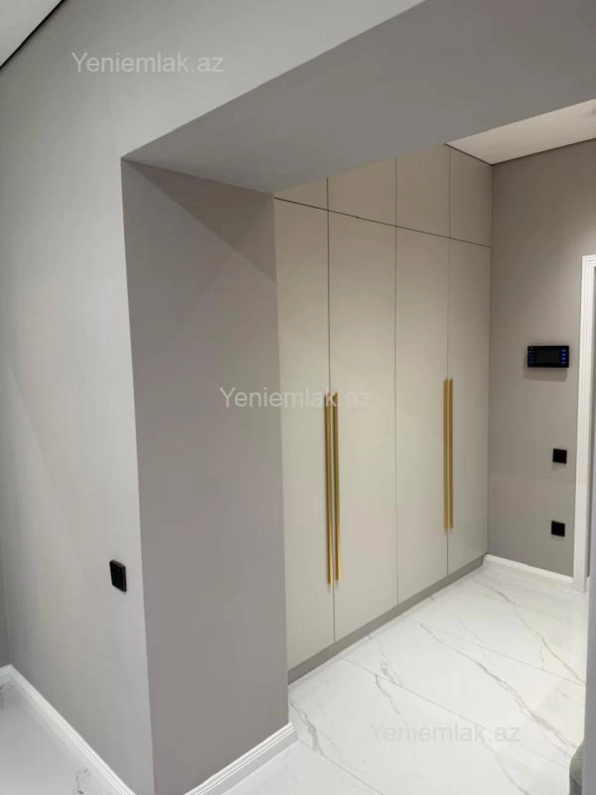 Satılır 3 otaqlı yeni tikili 111 m²
