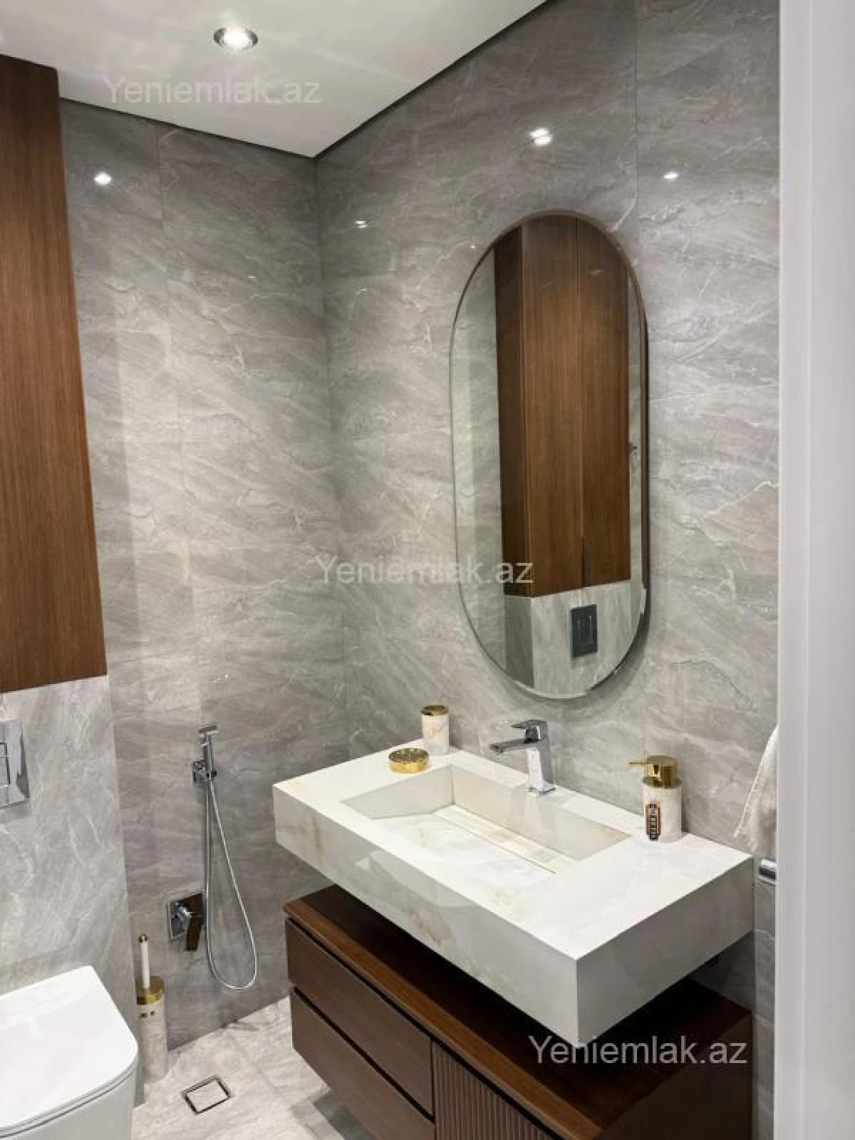 Satılır 3 otaqlı yeni tikili 111 m²