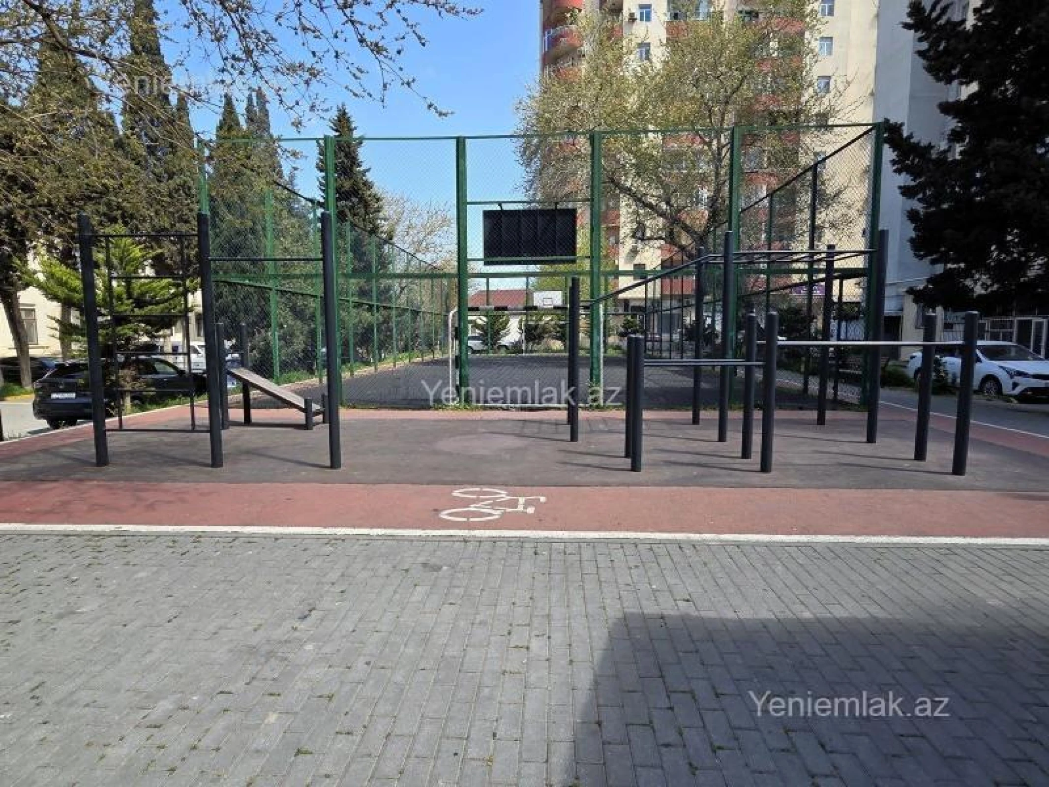 Satılır 3 otaqlı köhnə tikili 87 m²