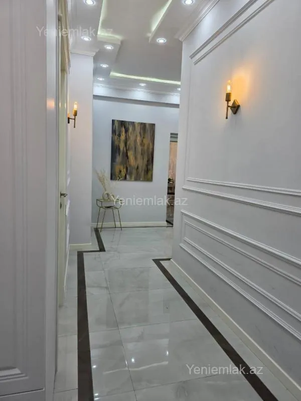 Satılır 3 otaqlı yeni tikili 92 m²