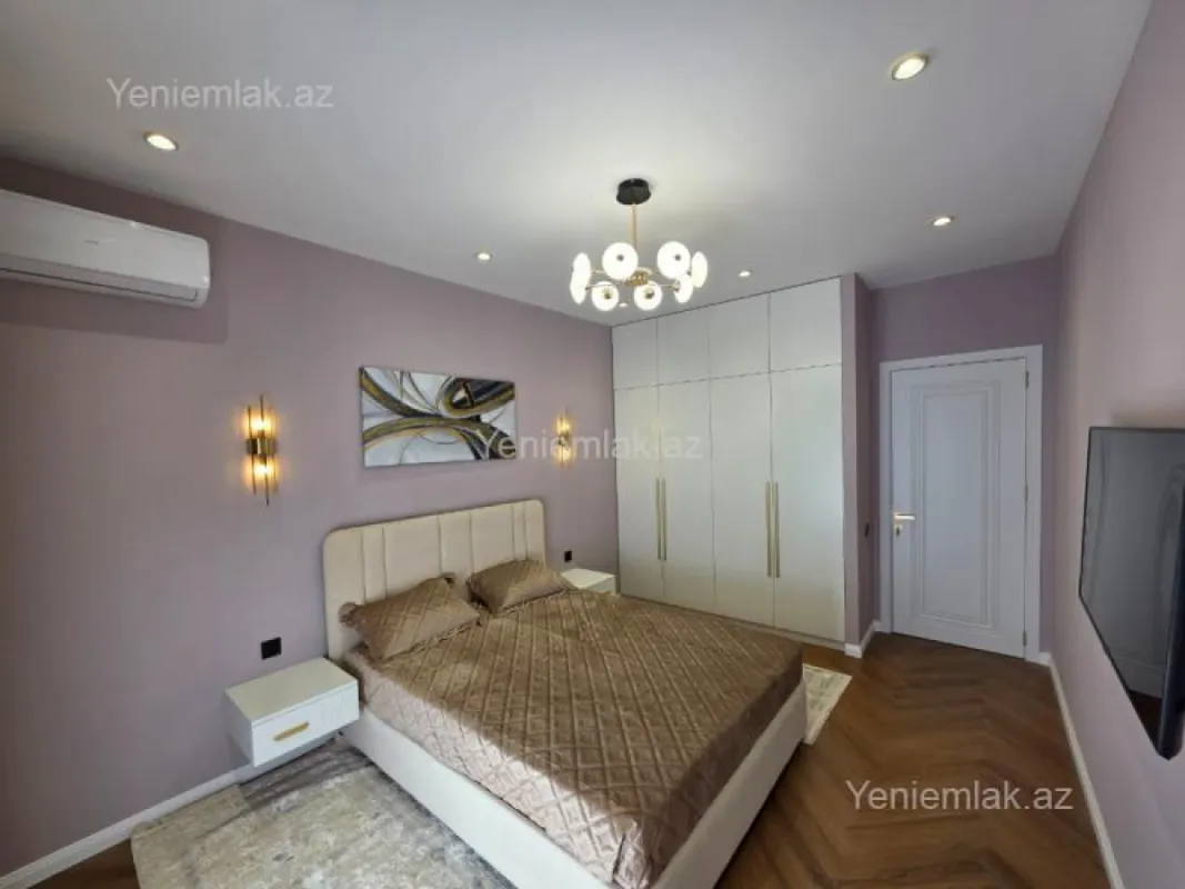 Satılır 3 otaqlı yeni tikili 110 m²