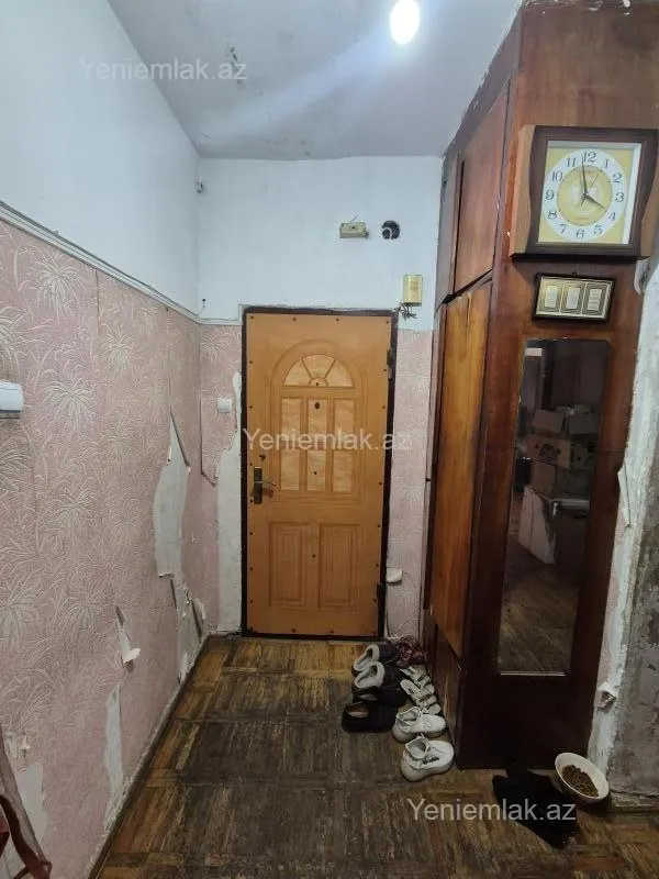 Satılır 3 otaqlı köhnə tikili 72 m²