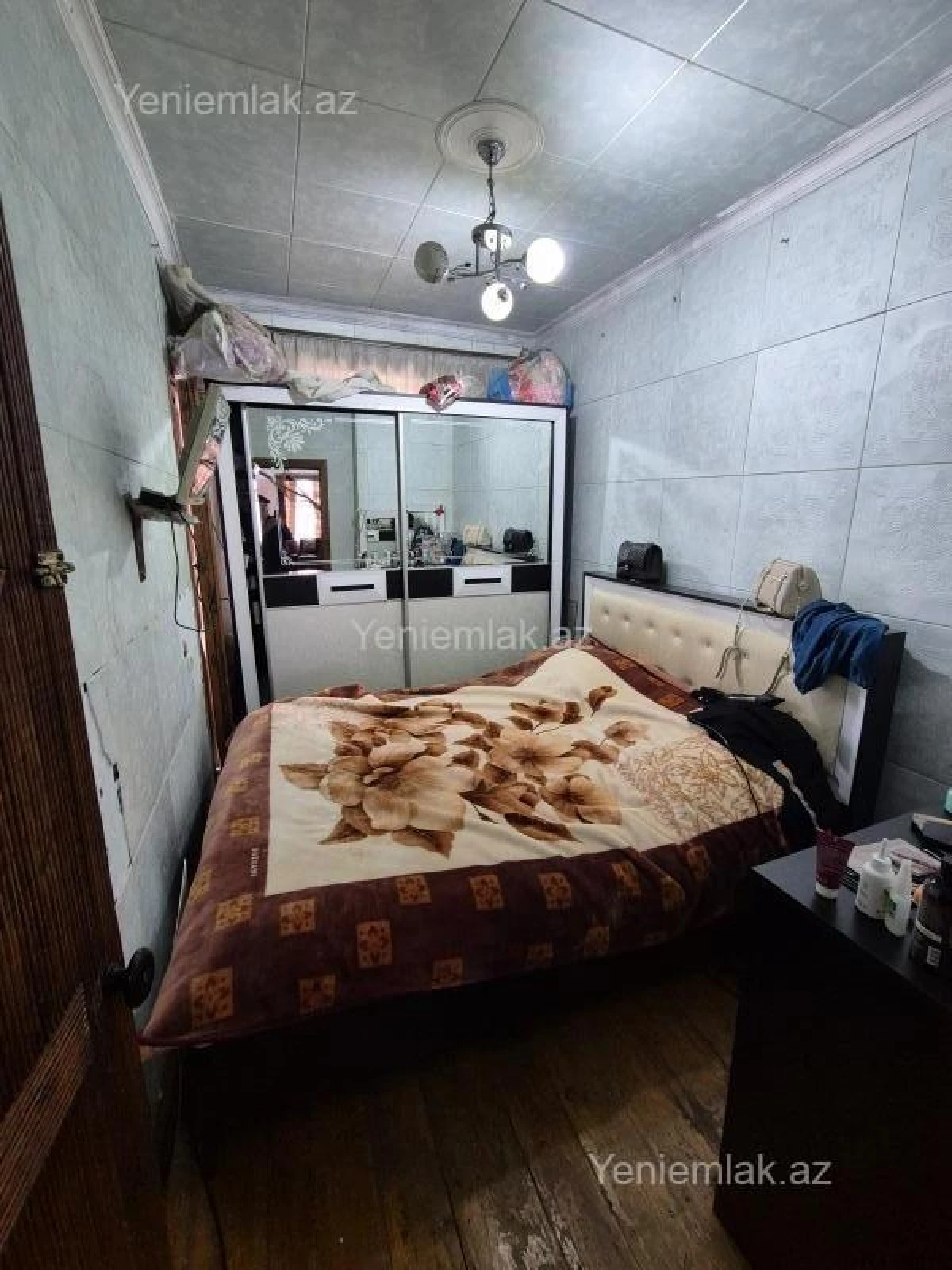 Satılır 3 otaqlı köhnə tikili 72 m²