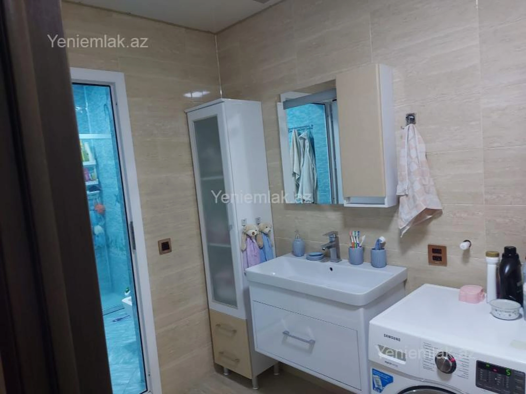 Satılır 3 otaqlı yeni tikili 131 m²