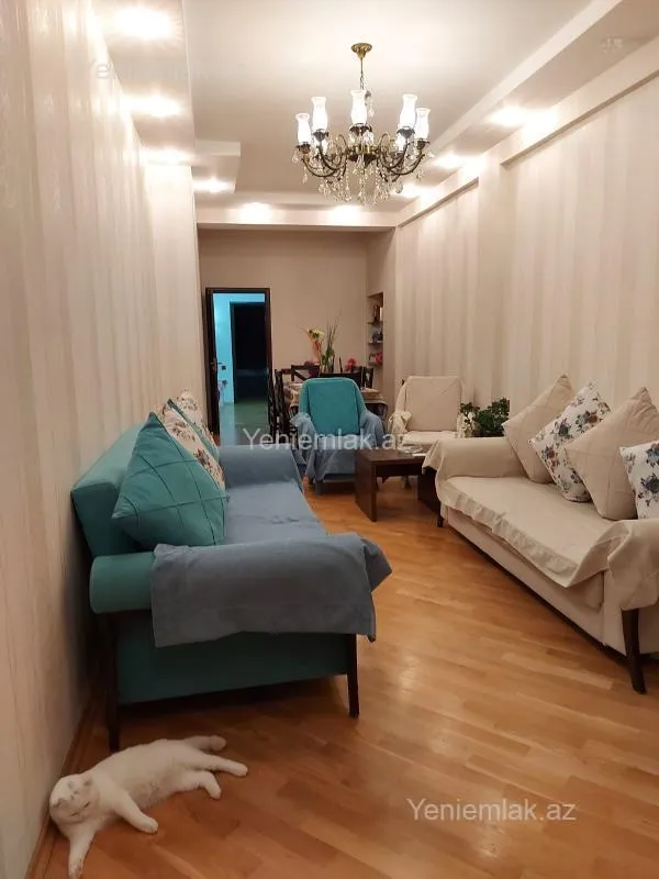 Satılır 3 otaqlı yeni tikili 131 m²