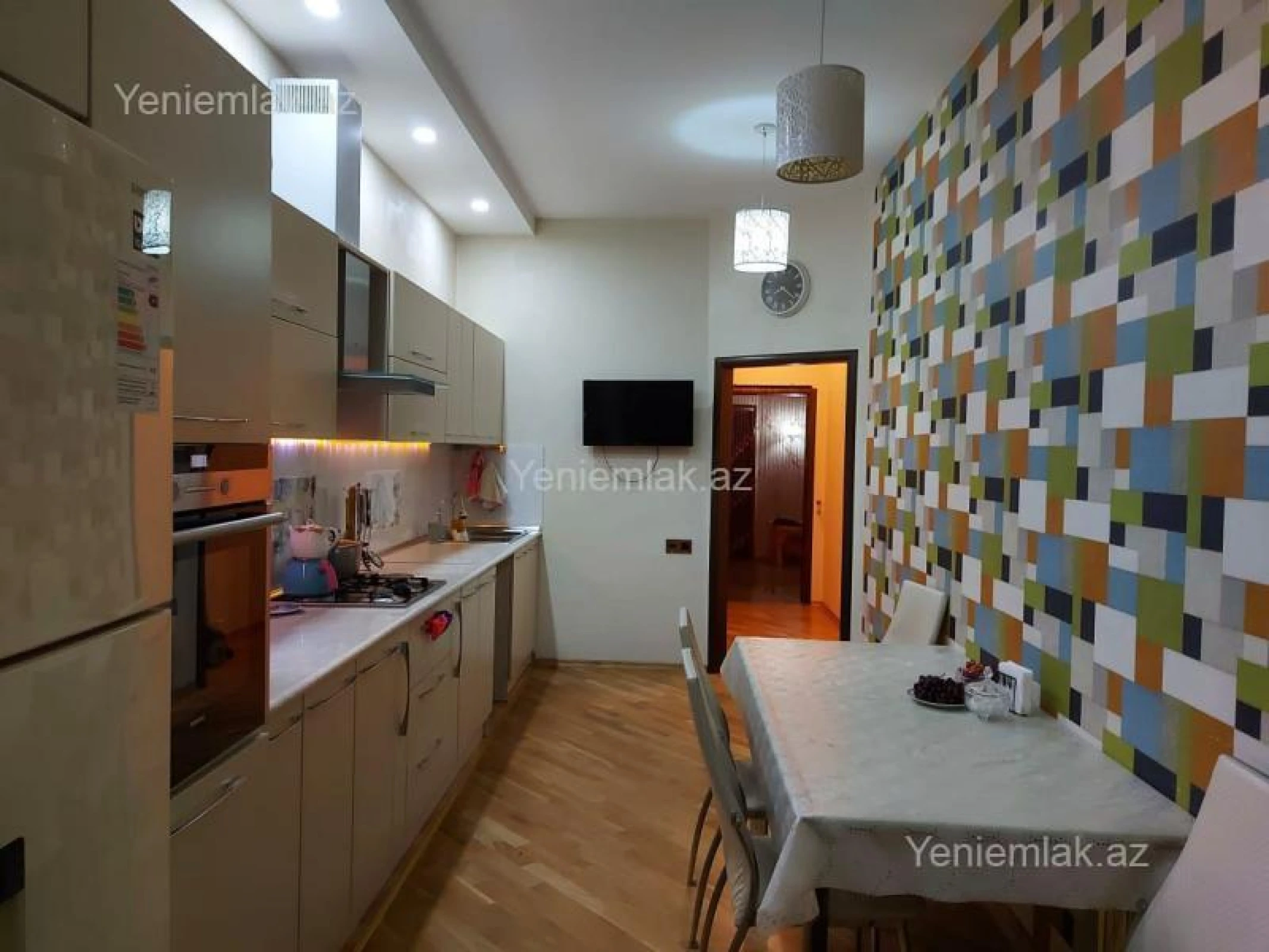Satılır 3 otaqlı yeni tikili 131 m²