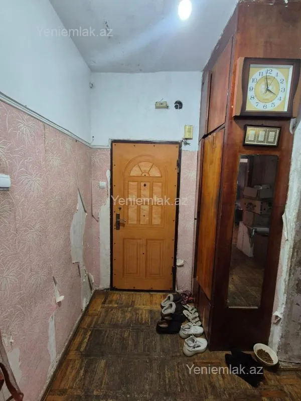 Satılır 3 otaqlı köhnə tikili 68 m²