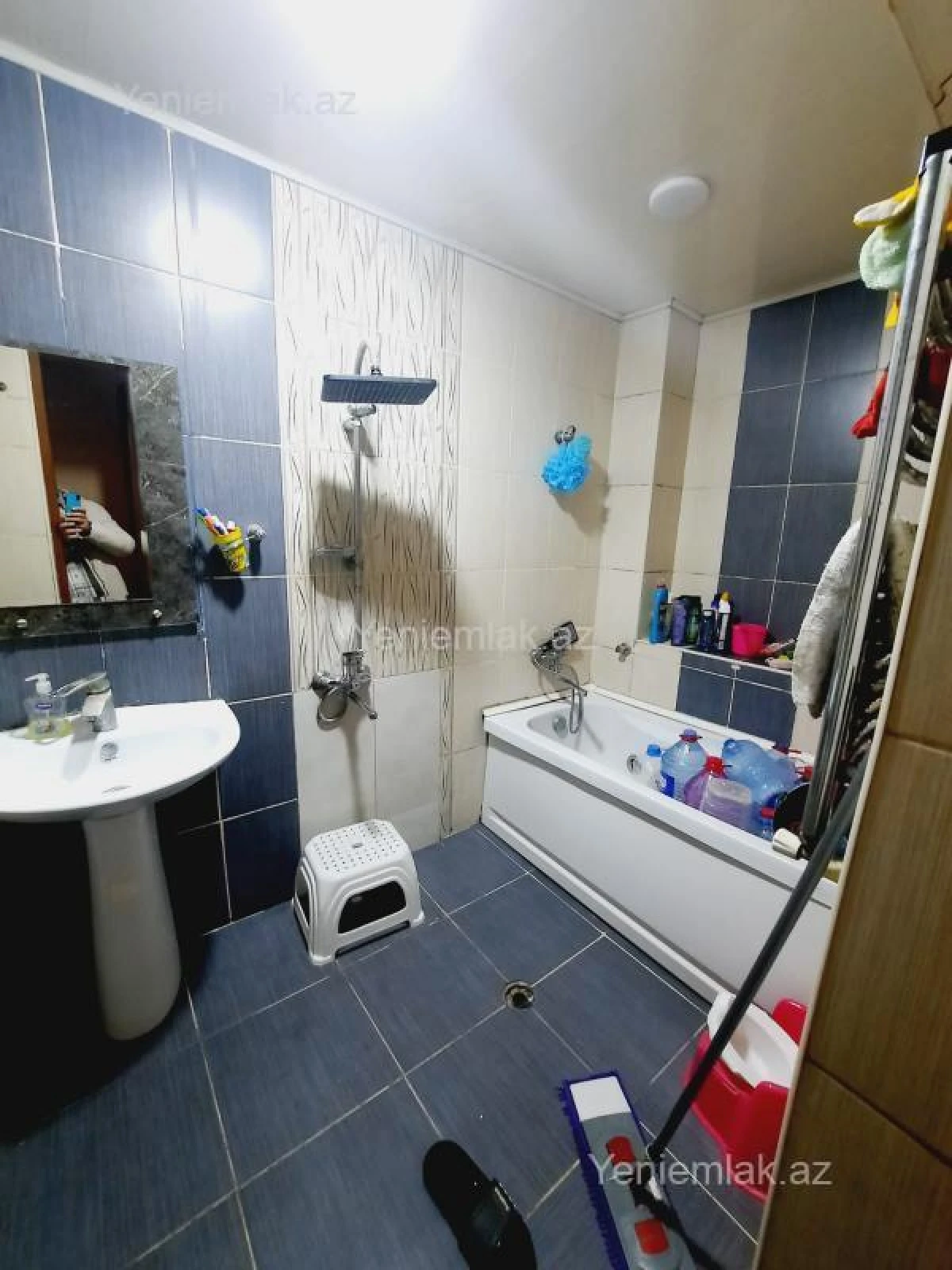 Satılır 3 otaqlı köhnə tikili 85 m²