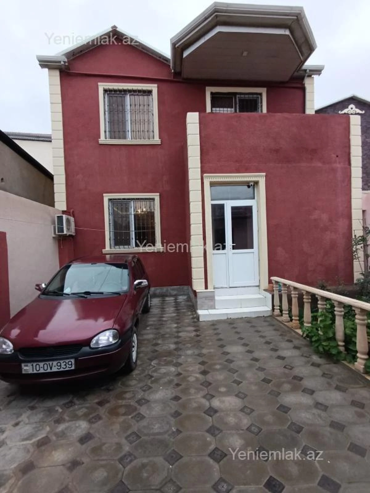 Satılır 4 otaqlı həyət evi 100 m²