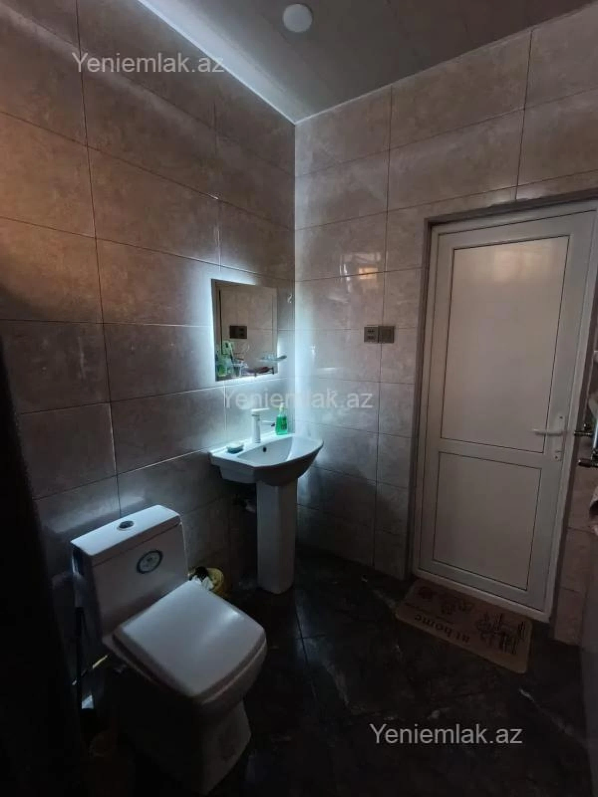 Satılır 4 otaqlı həyət evi 100 m²