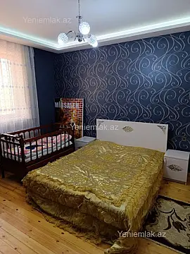 Satılır 4 otaqlı həyət evi 100 m²