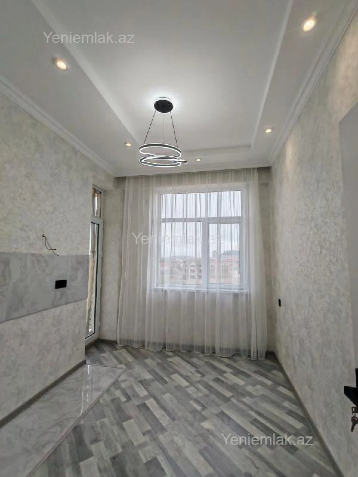 Satılır 2 otaqlı yeni tikili 63 m²