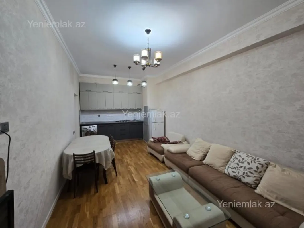Satılır 3 otaqlı yeni tikili 70 m²