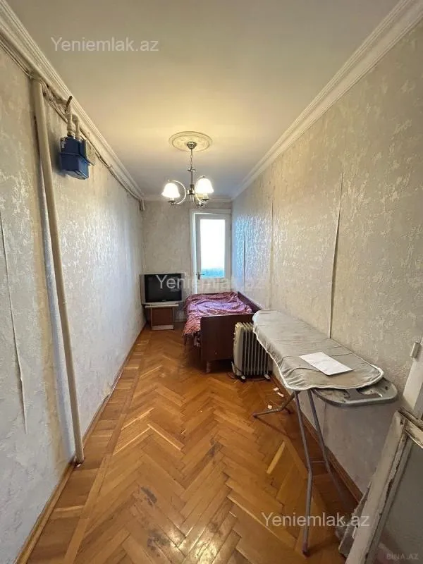 Satılır 4 otaqlı köhnə tikili 85 m²