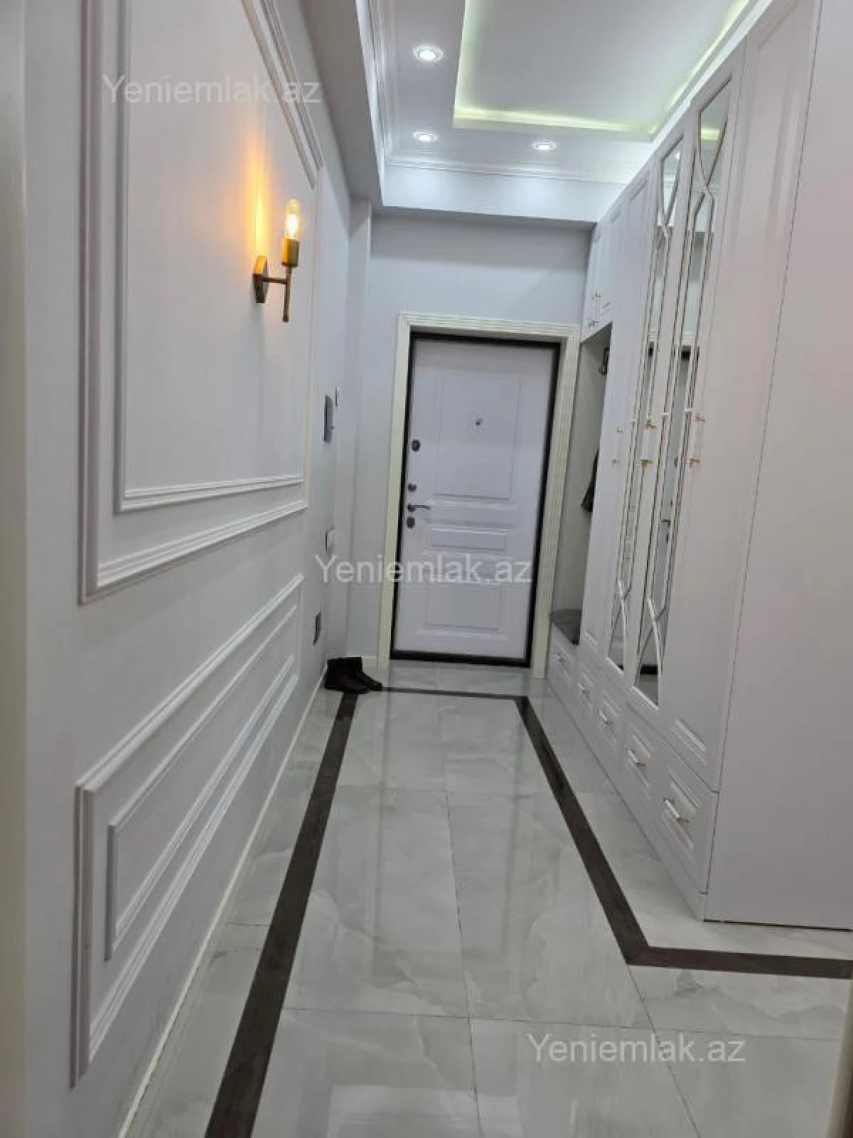 Satılır 4 otaqlı yeni tikili 92 m²