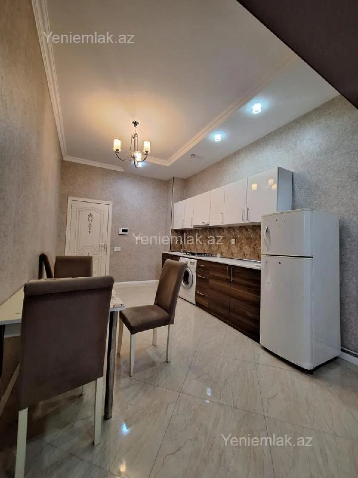 Satılır 3 otaqlı yeni tikili 122 m²
