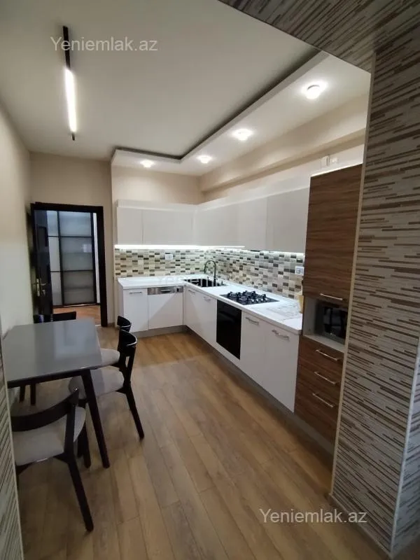 Satılır 3 otaqlı yeni tikili 129 m²