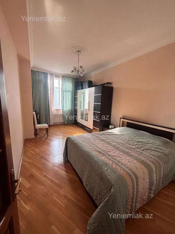 Satılır 3 otaqlı yeni tikili 124 m²
