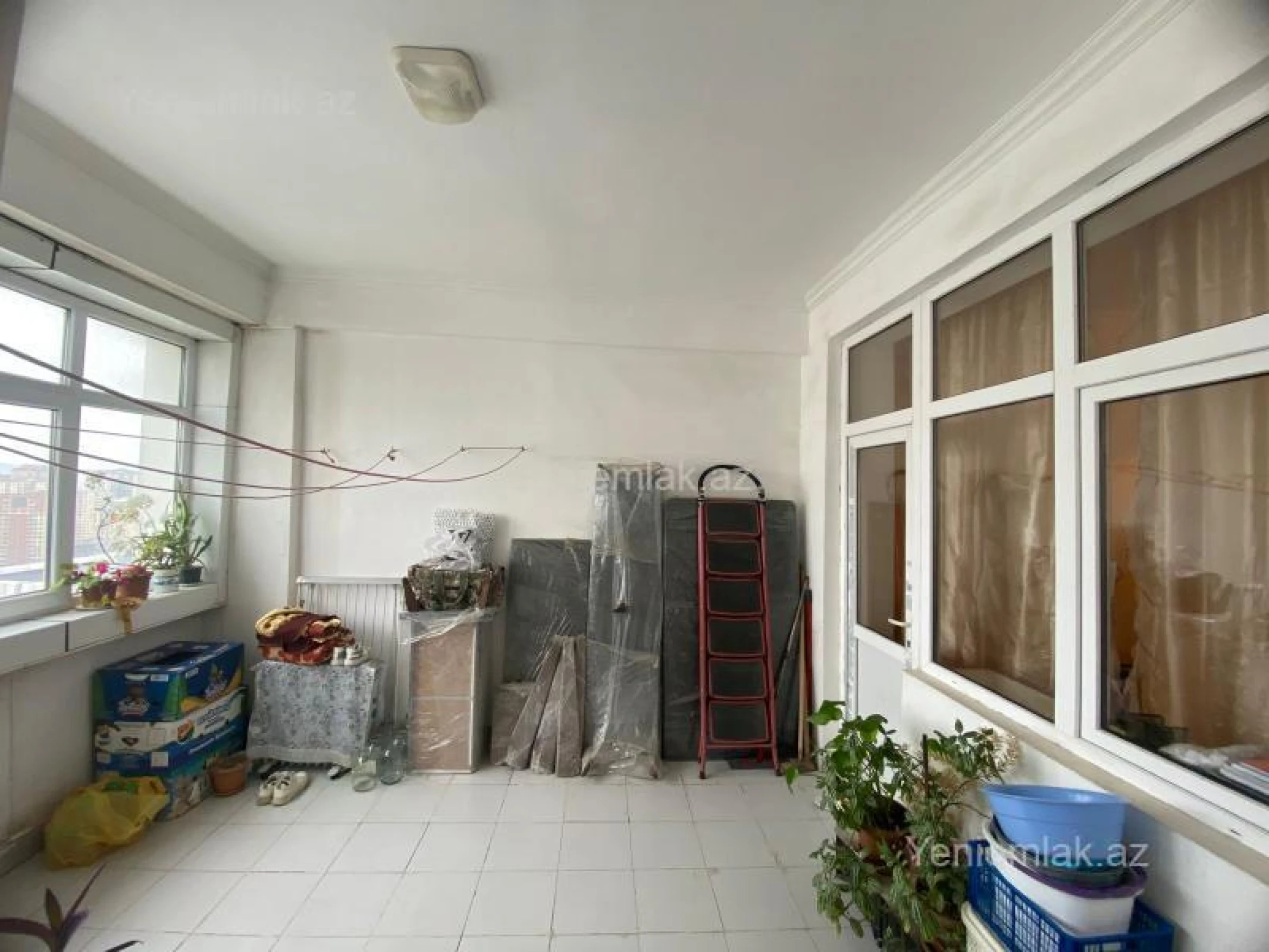 Satılır 2 otaqlı yeni tikili 115.6 m²